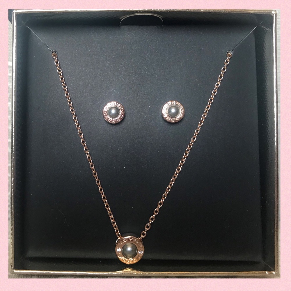✨COACH✨LAST 1! Authentic Circle Rosegold & Pearl Set - Picture 4 of 8